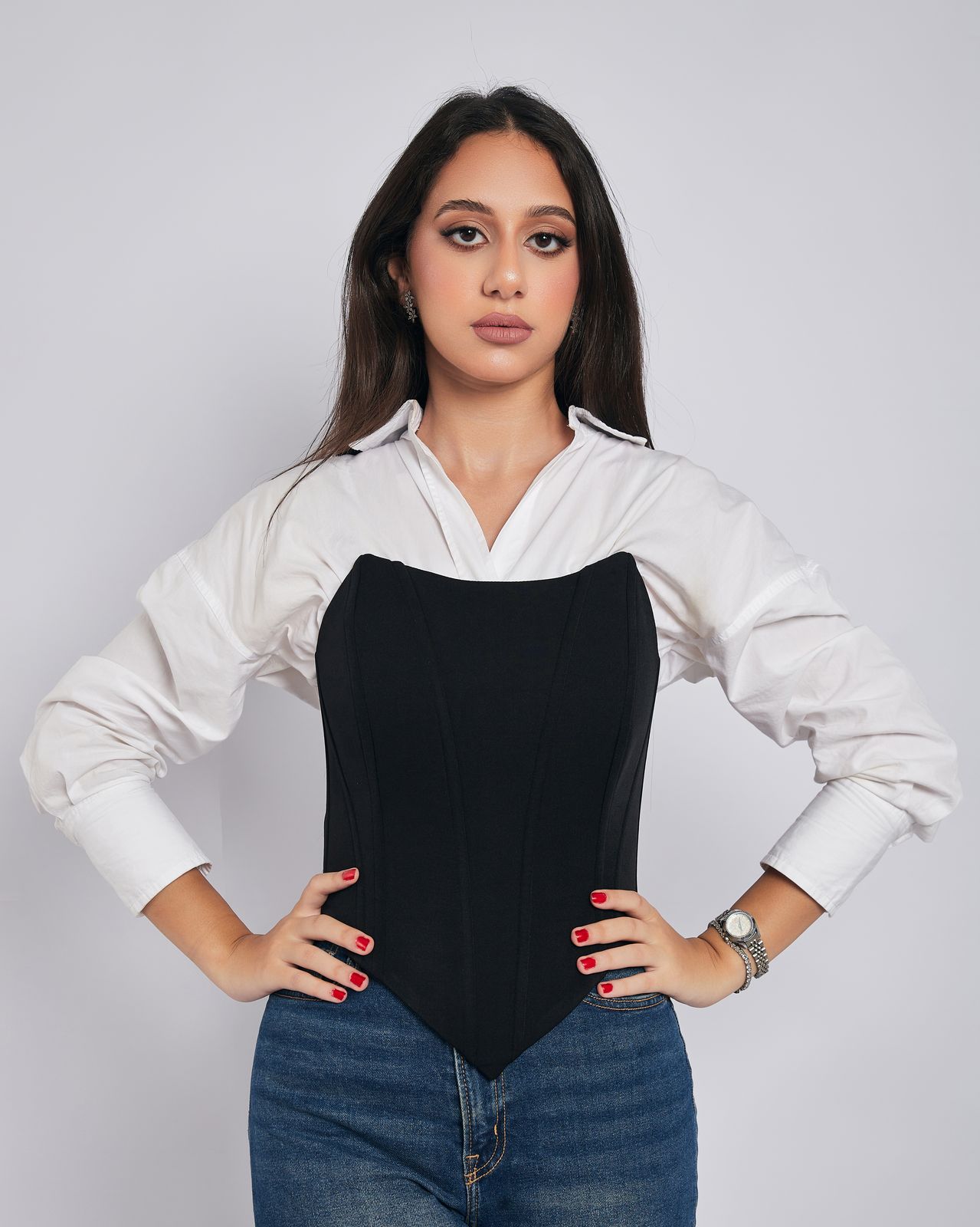 black plain corset